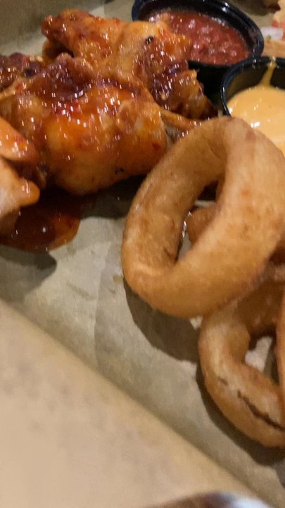 Buffalo Wild Wings - Sampler platter - Chicken Wings Near Me - Modesto, California
