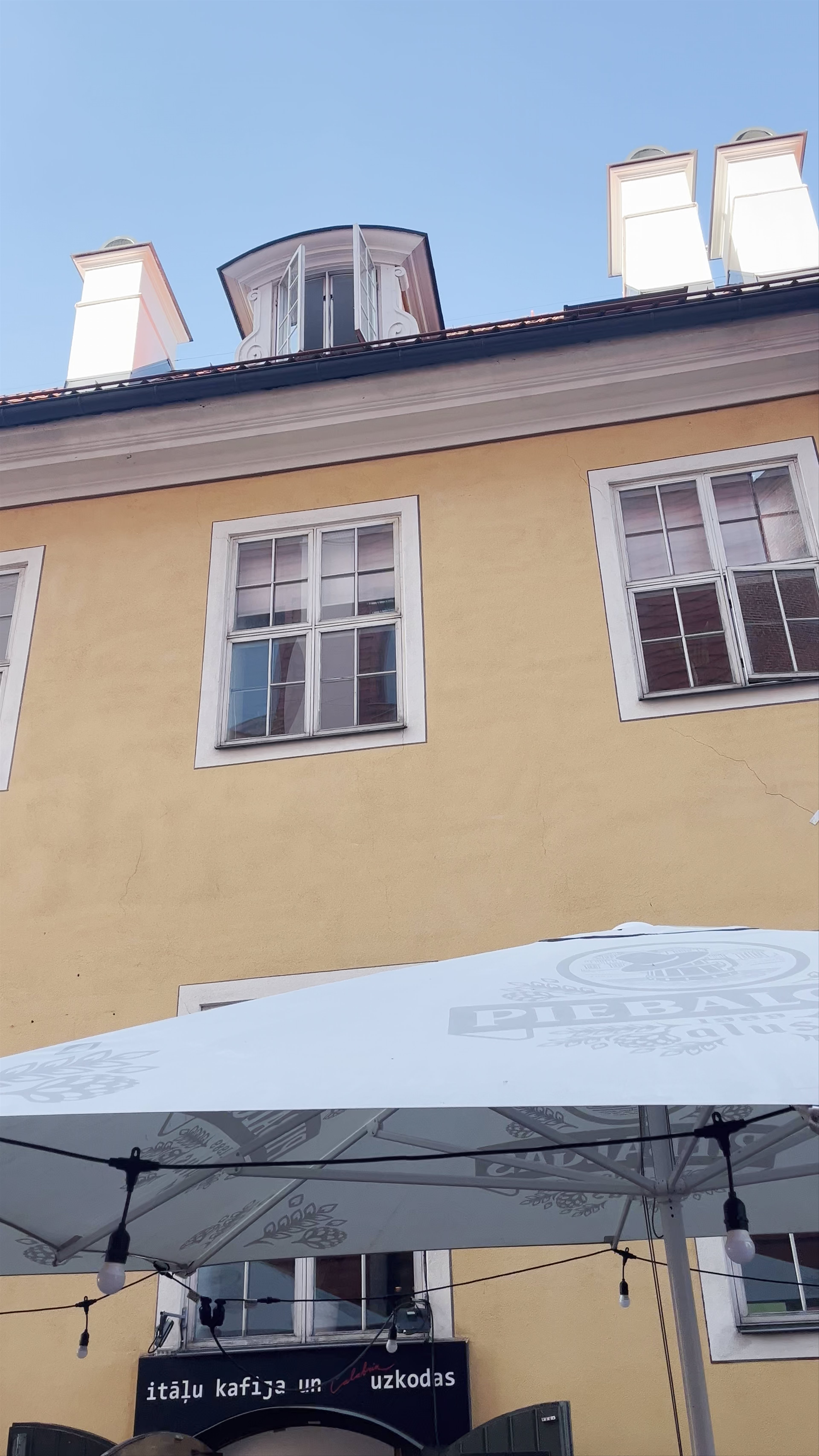 Italian Coffee and Calabrian Snacks in Central Riga