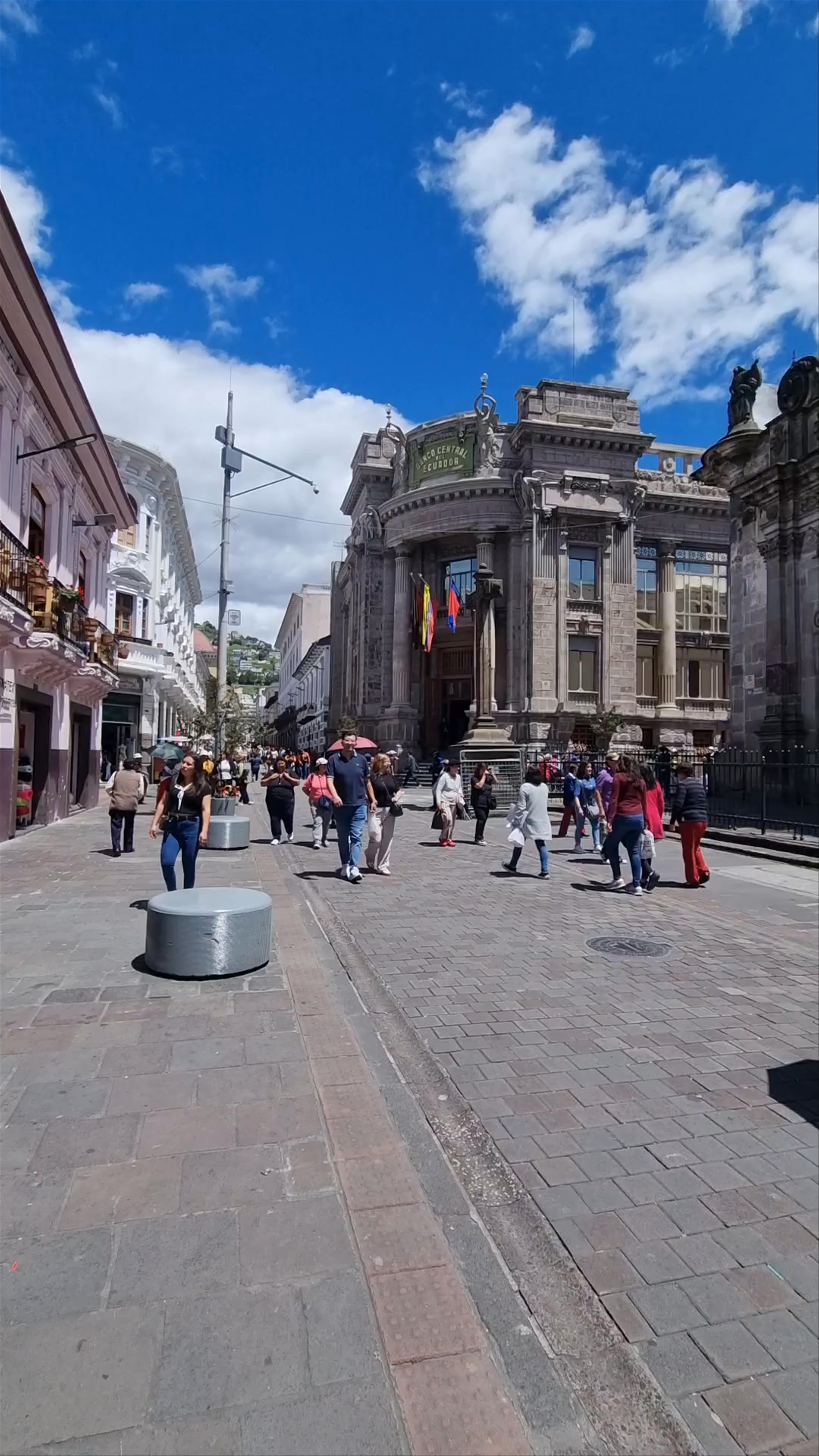 Historic Streets and Baroque Beauty in Quito's Church of the Society of Jesus