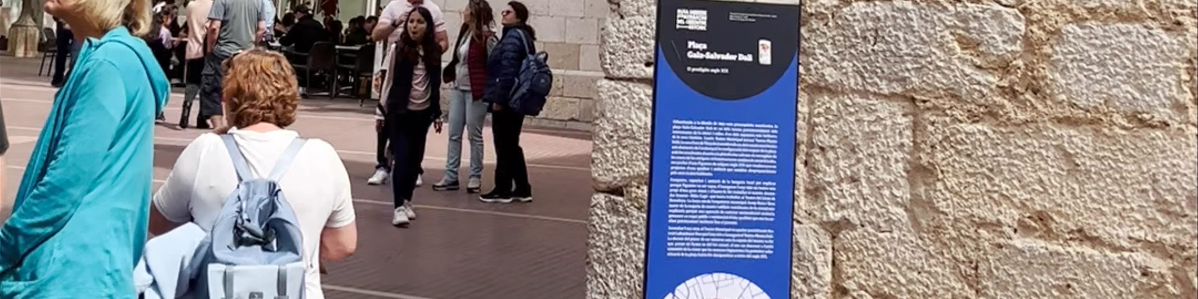 Plaça Gala i Salvador Dalí