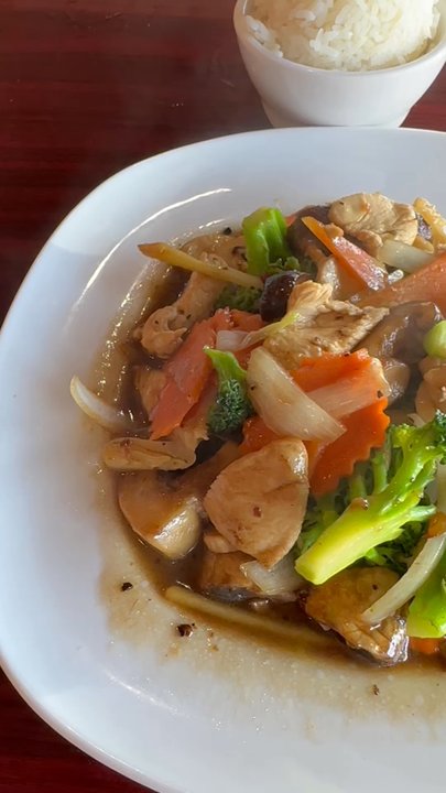 Tasty Thai - #44 Pad Ginger - Thai Near Me - San Antonio, Texas