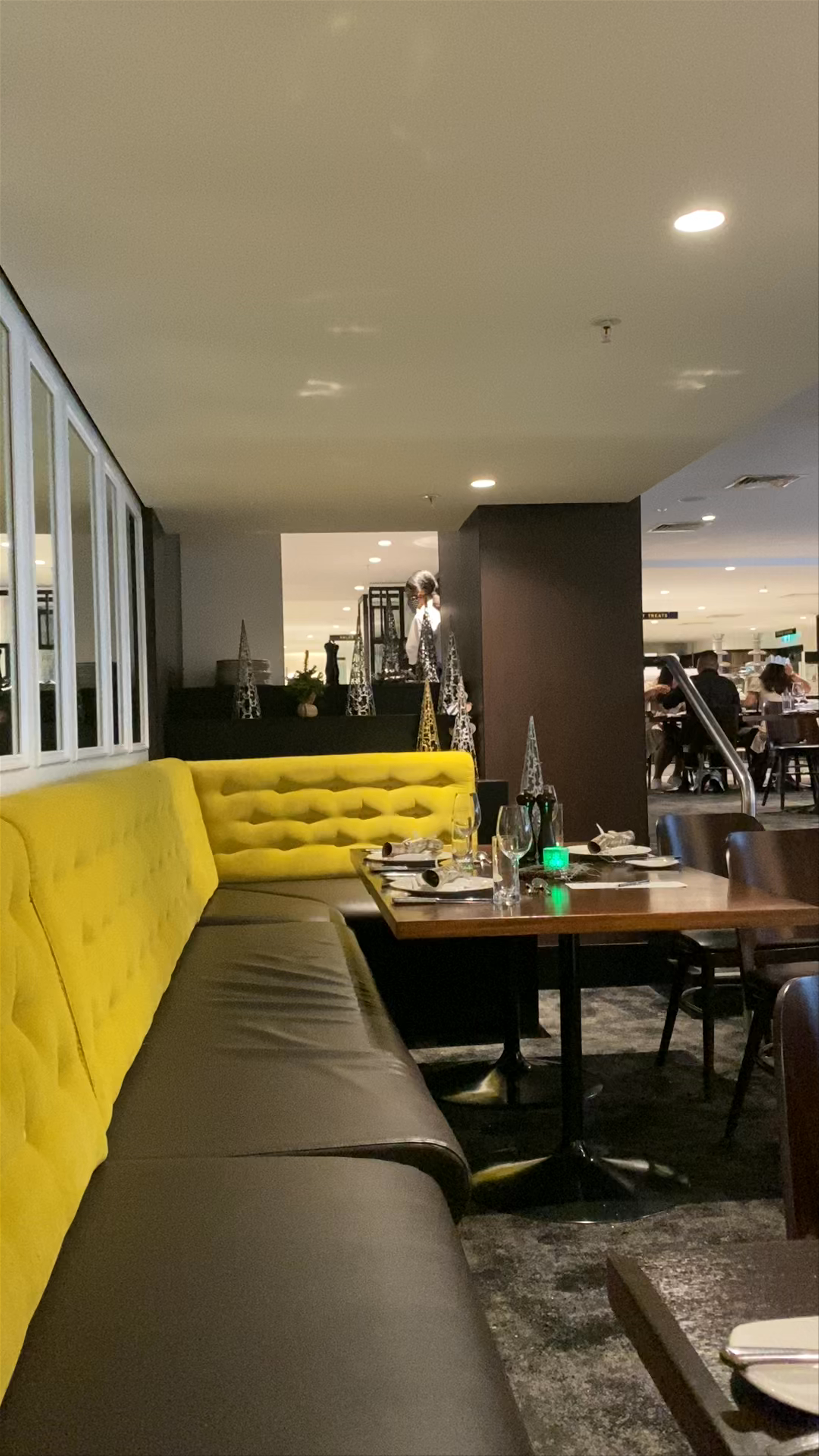 Elegant Dining Experience at Eight at Cordis, Auckland