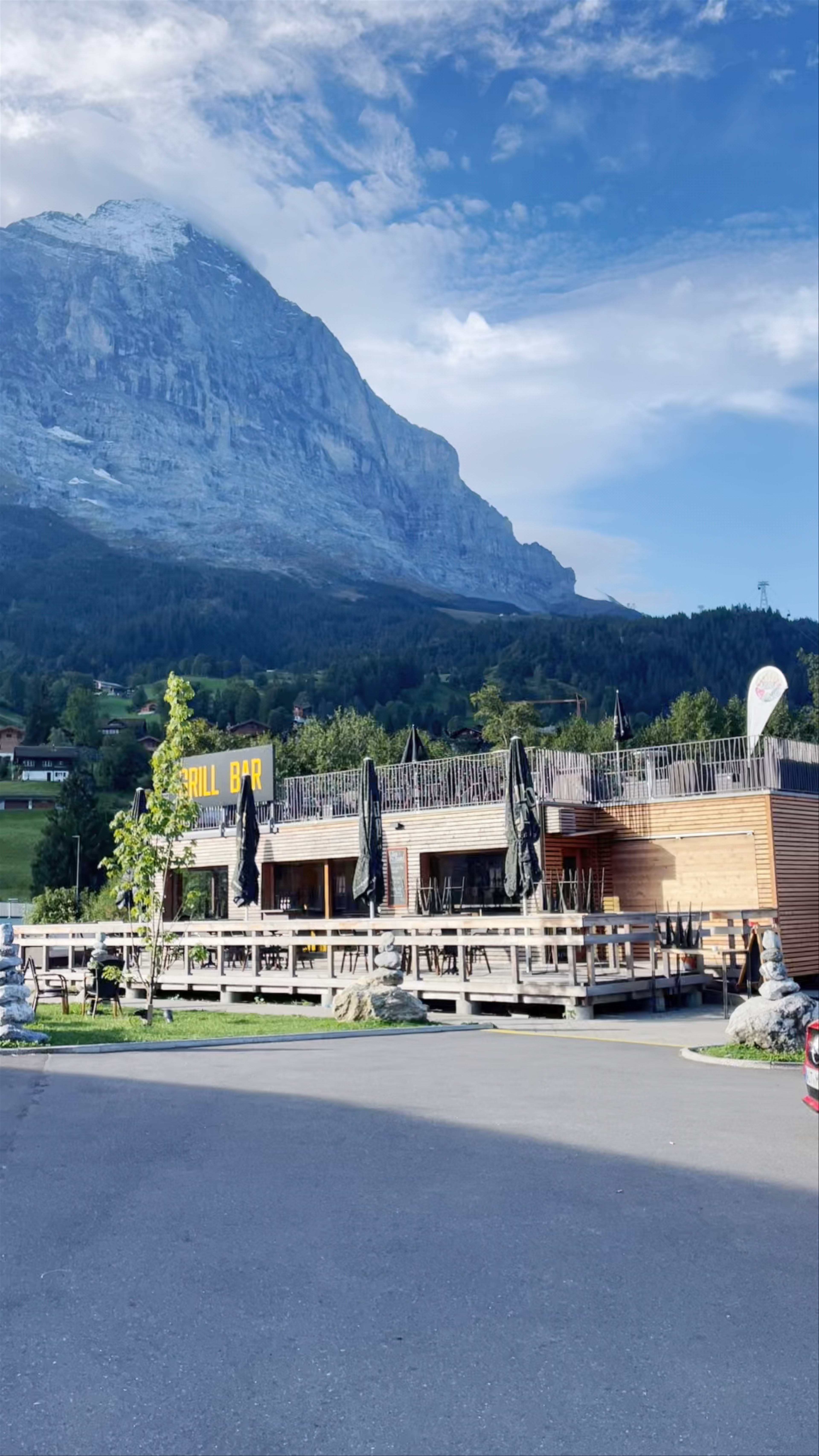 Eiger Lodge Panorama: Alpine Serenity in Grindelwald, Switzerland