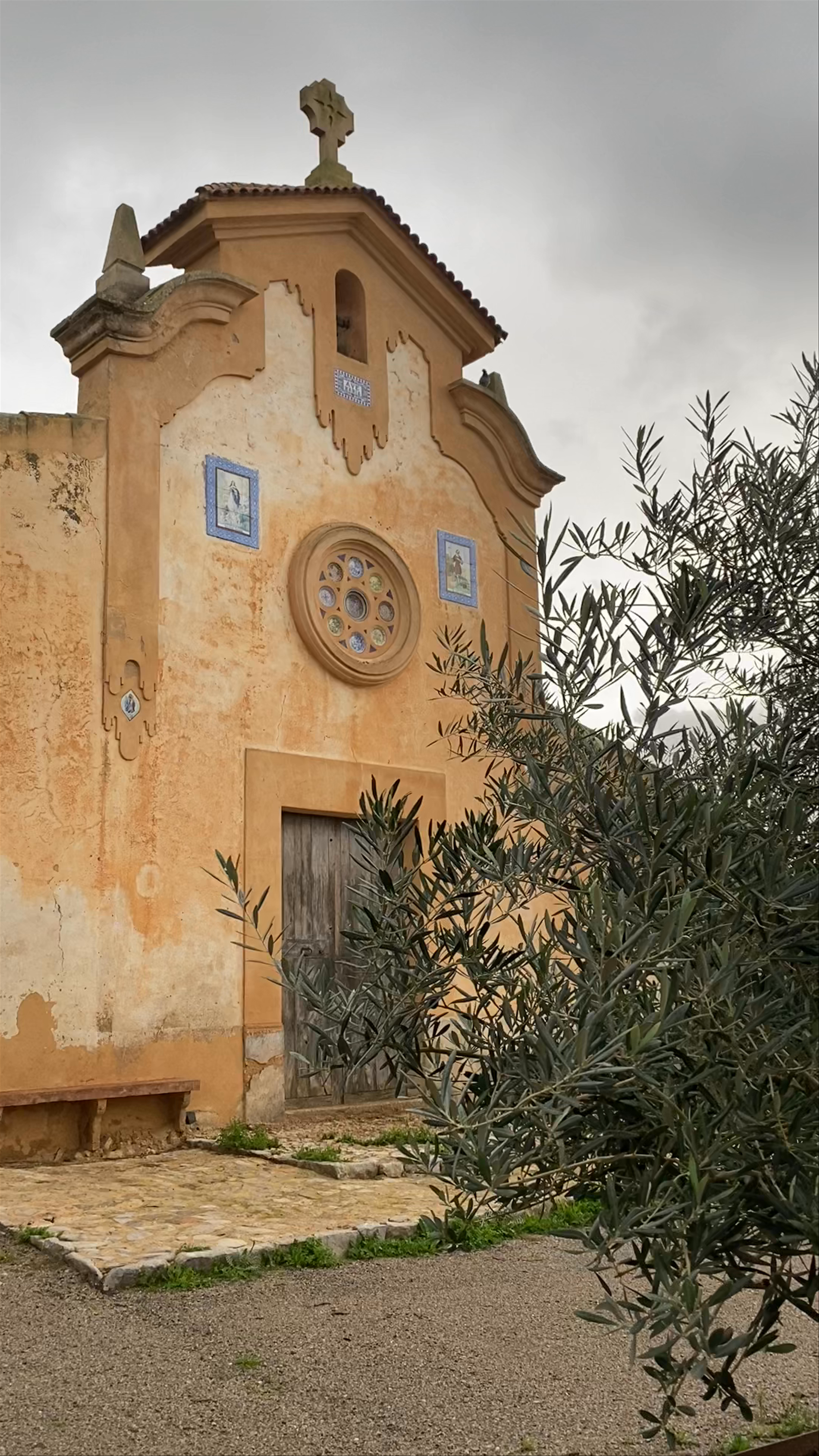 Rustic Charm and History at Son Mesquida Vell, Manacor
