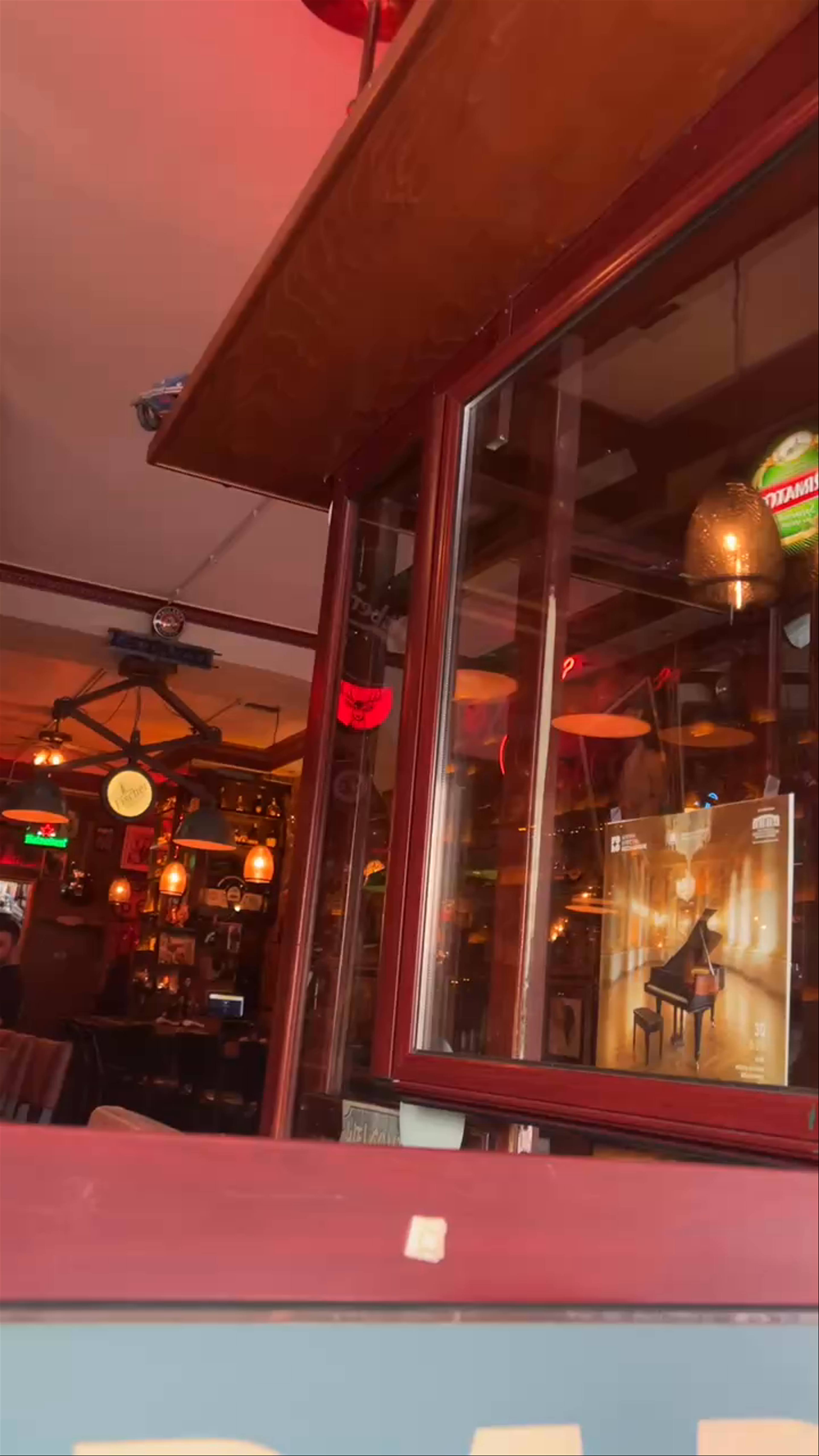 Cafe Bar 51