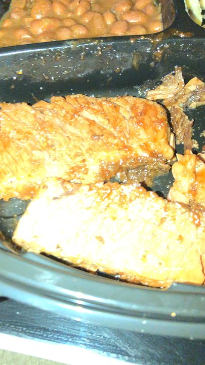 Warthog Barbeque Pit - No smoke ring. Extremely tough meat. Should be falling apart with ease. Third and last visit here. - Barbeque Near Me - Fife, Washington