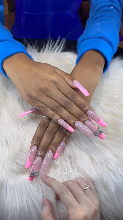 Forum Nails - Butterfly can fly 3 - Nail Salons Near Me - Antioch, California