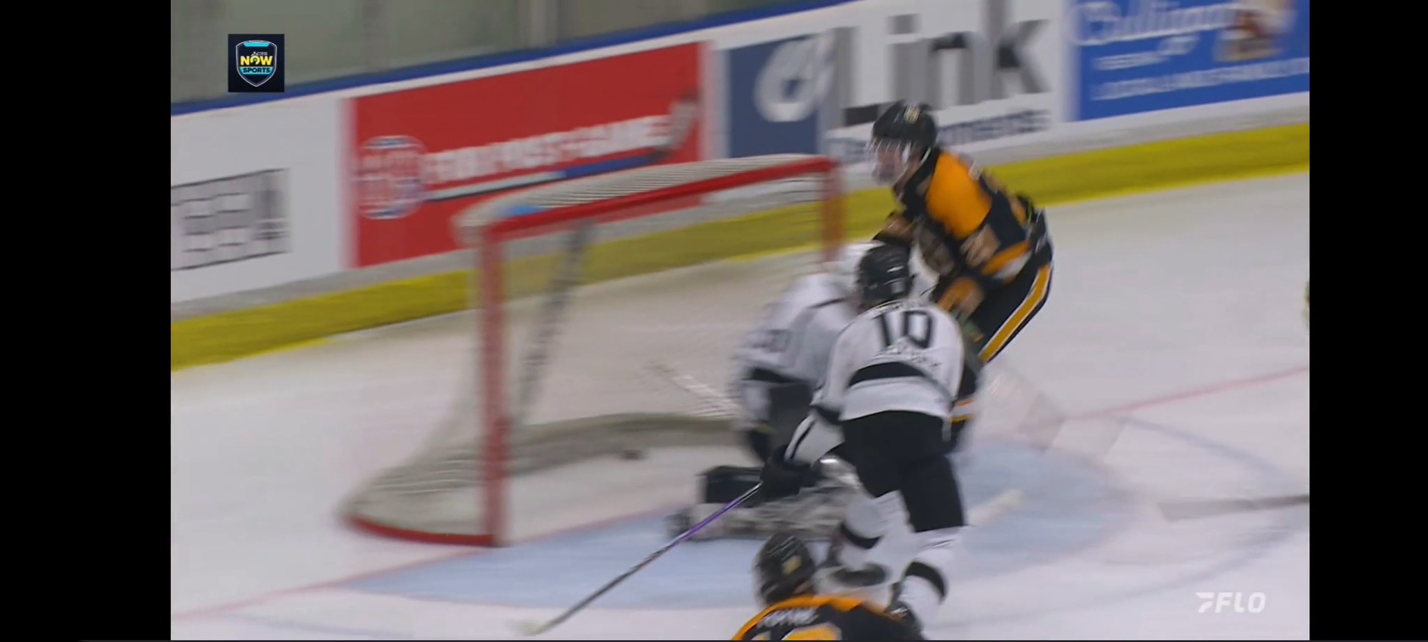 Gavin Quennelle's Bobby Orr Style Finish - Winnipeg Bruins U18 AAA Highlight