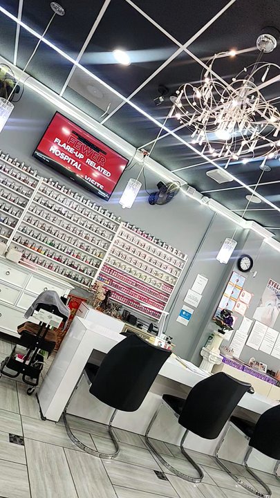 Coco Nails & Spa - I absolutely love this establishment. It's always clean, Good vibes, nice relaxing music on. It's never too crowded& The price is right... - Nail Salons Near Me - Covina, California