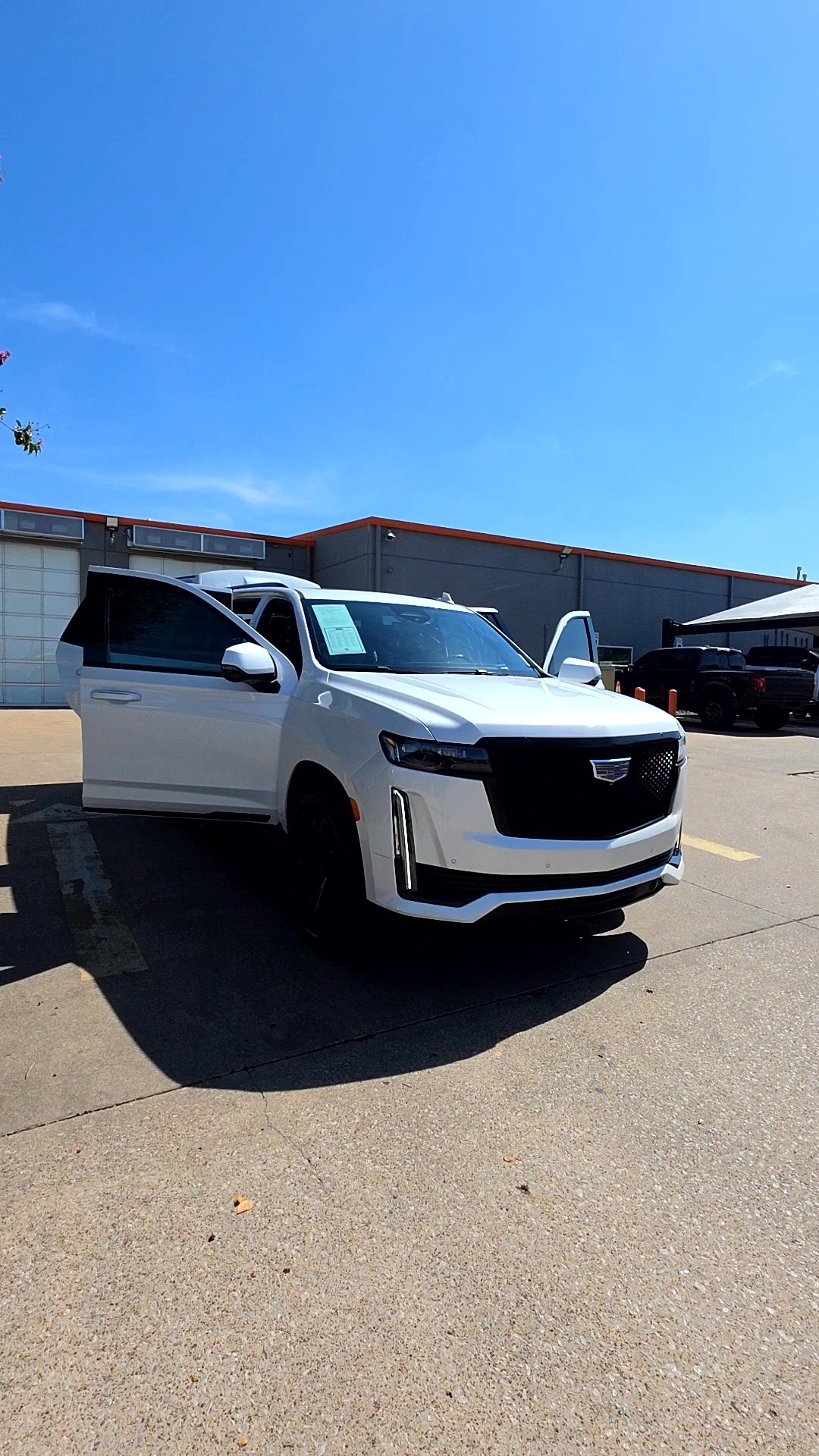 Lifted Trucks - #TX10641A - 2024 Cadillac Escalade Sport Platinum