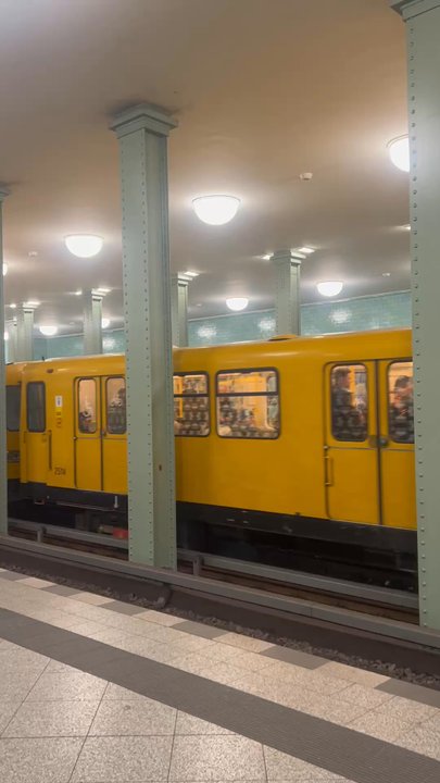 S+U Bahnhof Alexanderplatz - S+U Alexanderplatz - Train Stations Near Me - Berlin, BE