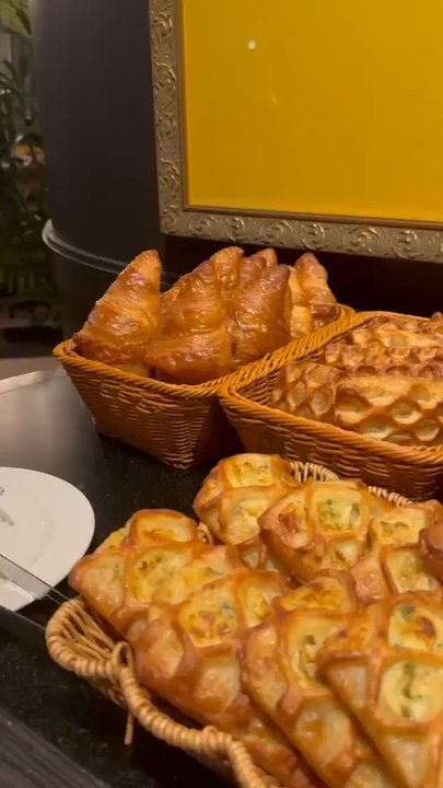 Carlino Restaurant - Italian Near Me - Vancouver, British Columbia