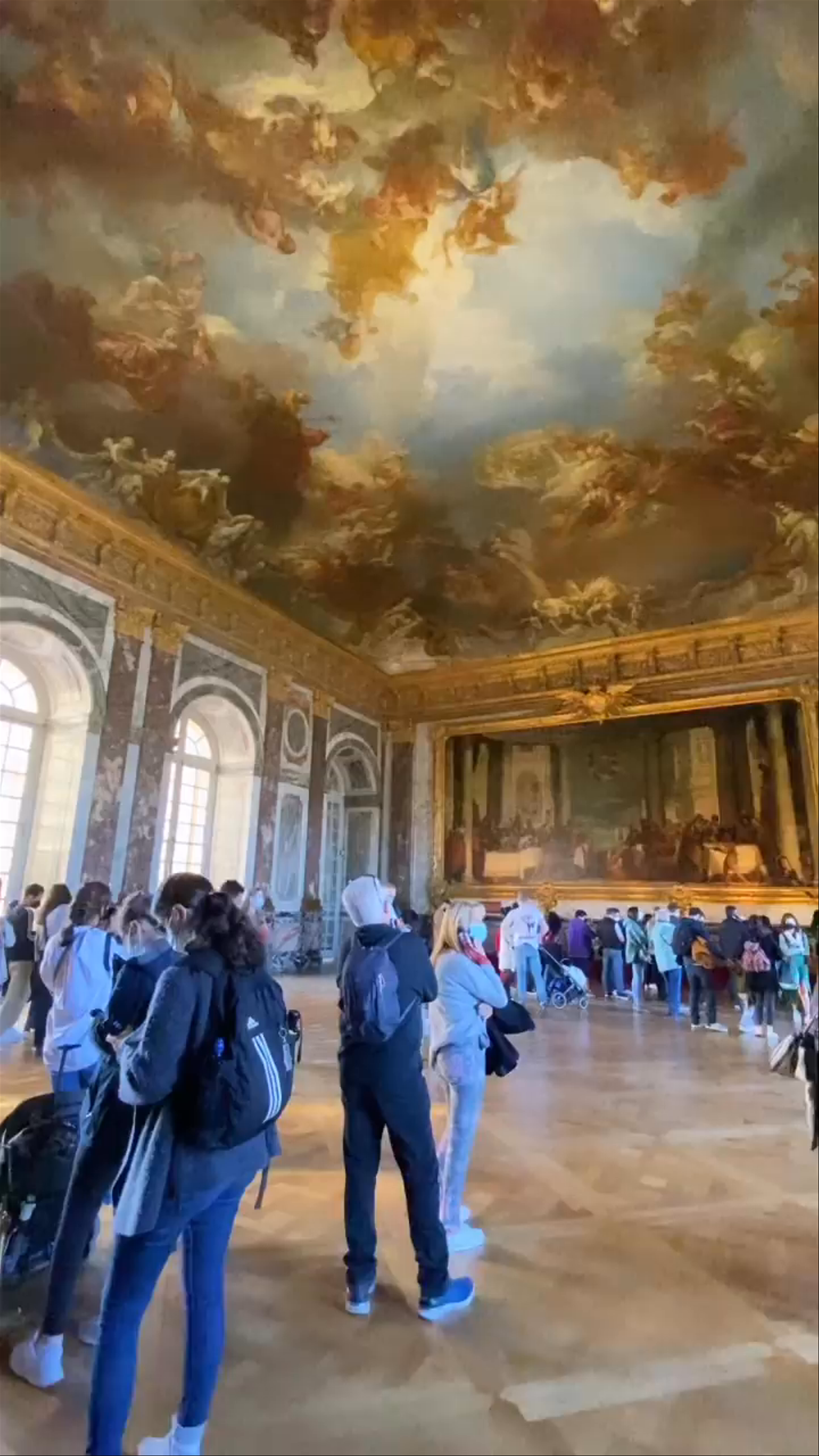 Louvre Museum: Majestic Art and History in Paris