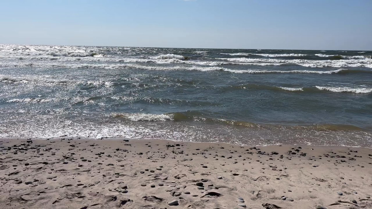 Sandy Island Beach - 8/19/2023 waves on a windy day (15 mph winds) - Parks Near Me - Pulaski, New York