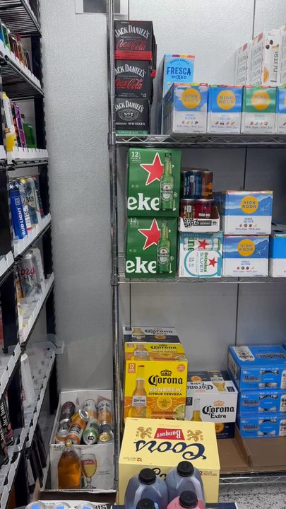 Community Store - Beer cooler - Grocery Near Me - Basye, Virginia