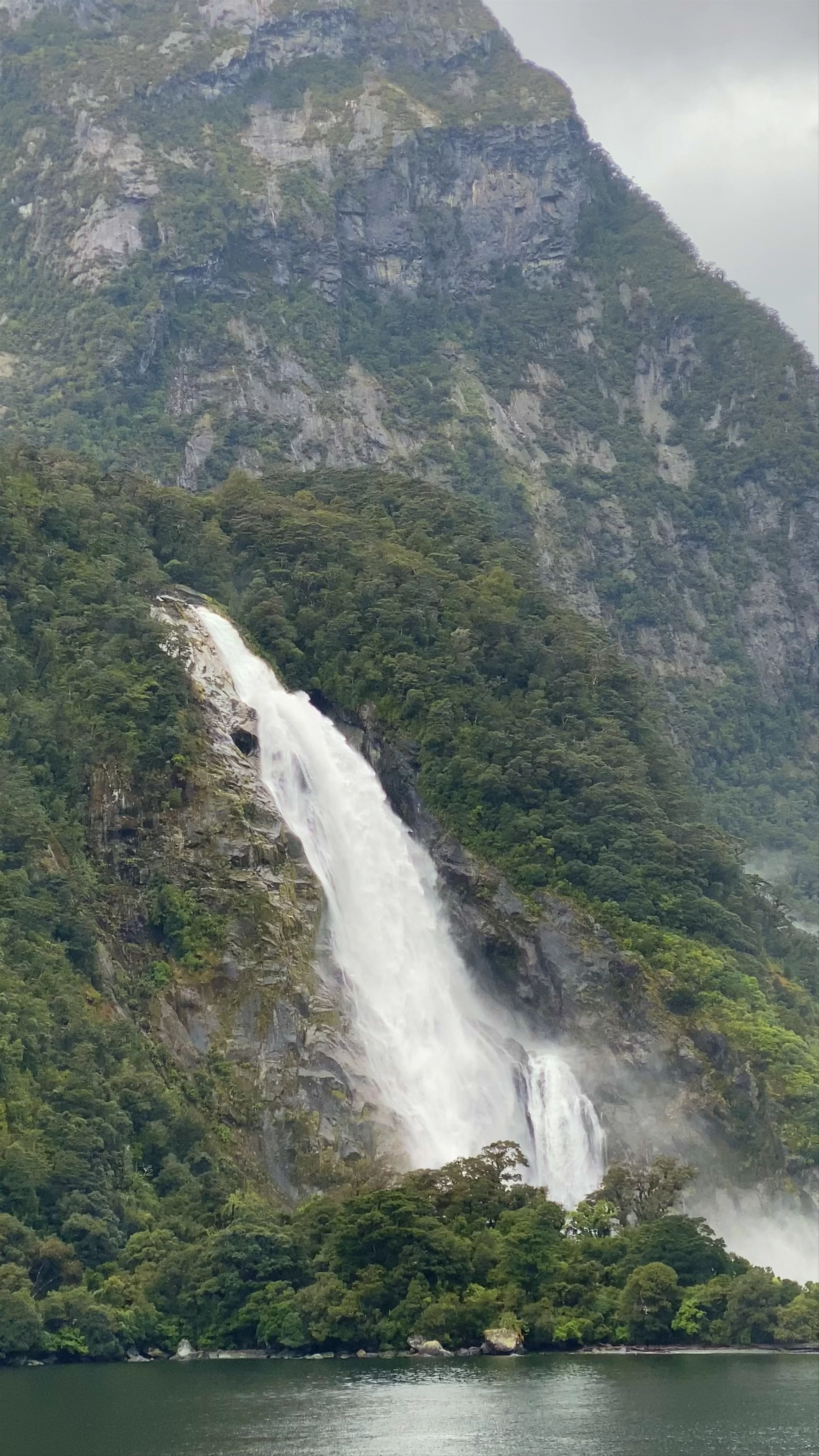 Bowen Falls, Milford Sound Highway