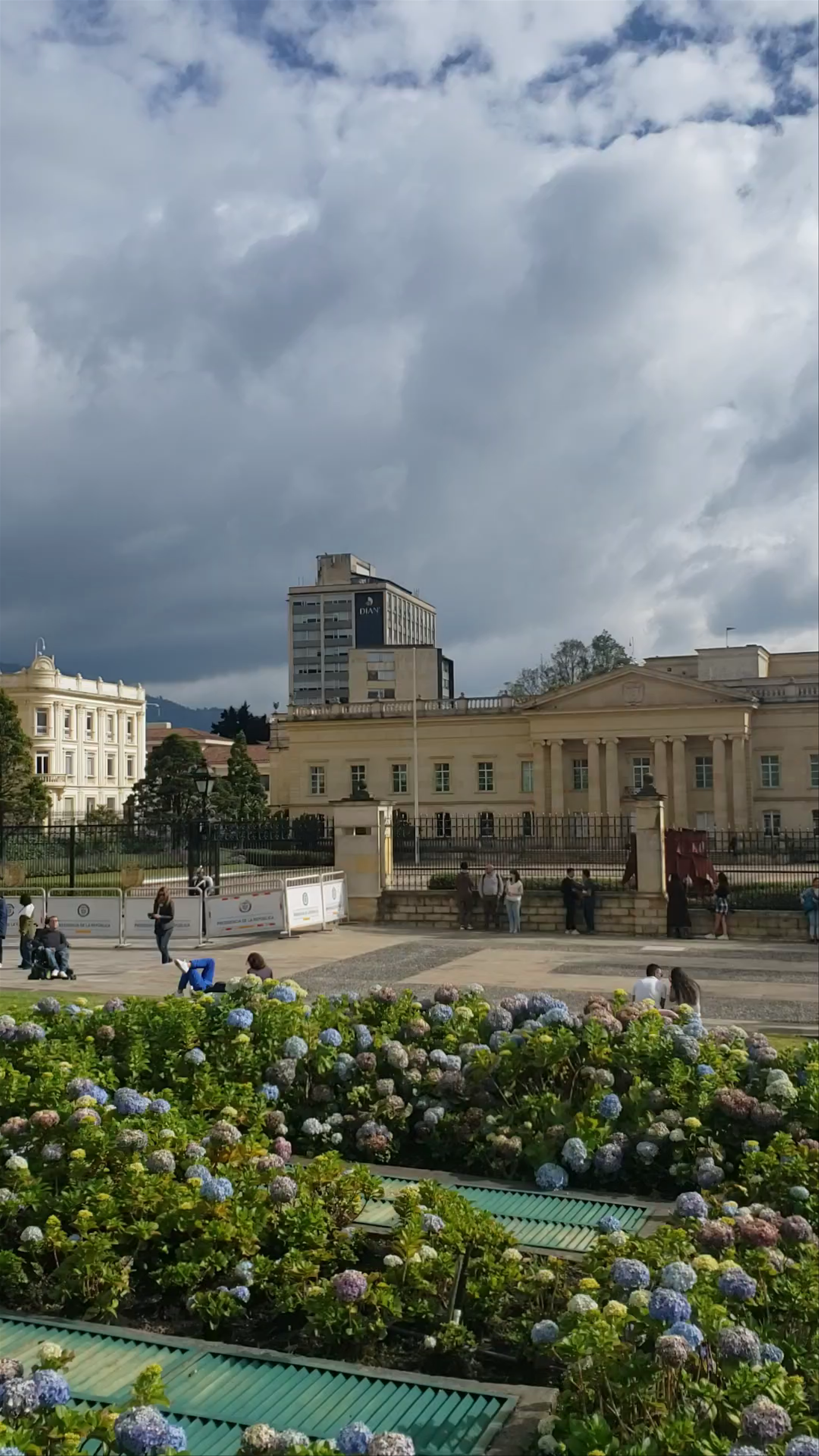 Plaza de Armas Bogotá: A Historic Garden Escape in Colombia's Capital