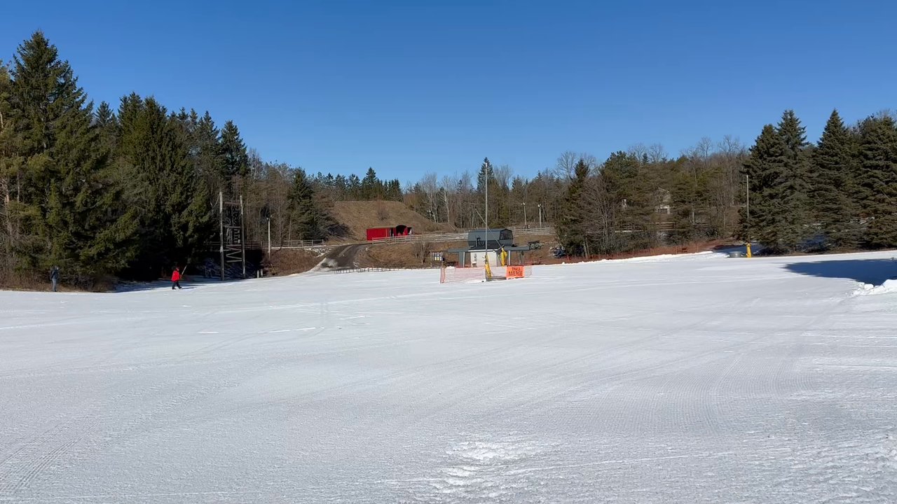 Lakeridge Ski Resort - Ski Resorts Near Me - Uxbridge, Ontario