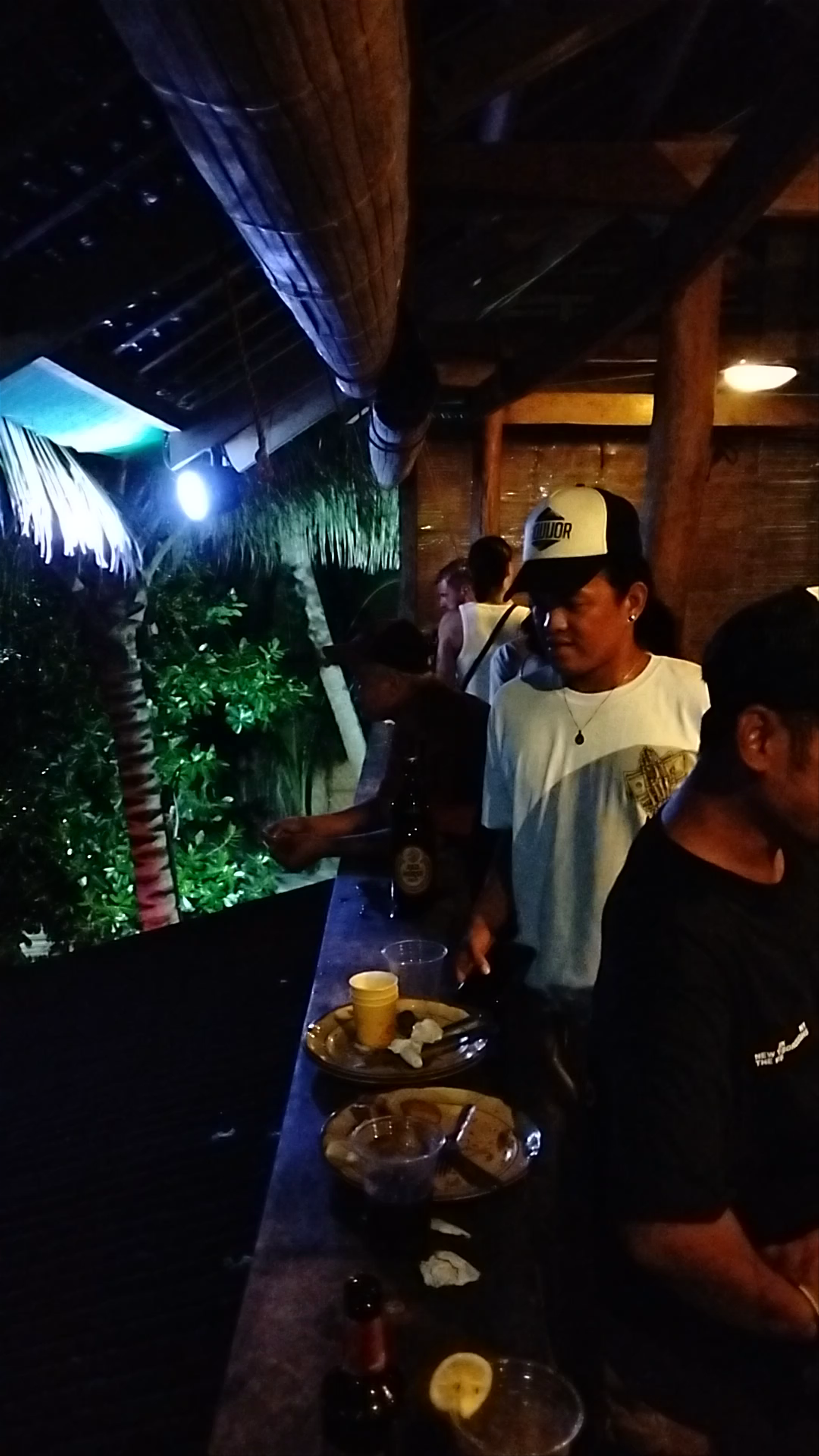 Night Beach Party at El Kabron Siquijor - Energetic Tropical Vibes
