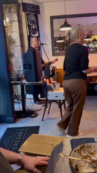 MacGregors - Singing and dancing our hearts out! - Pubs Near Me - Inverness, HLD