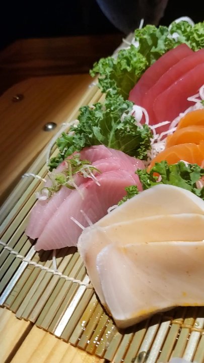 Thai Square Sushi & Bar - Sushi Bars Near Me - Sunnyvale, Texas