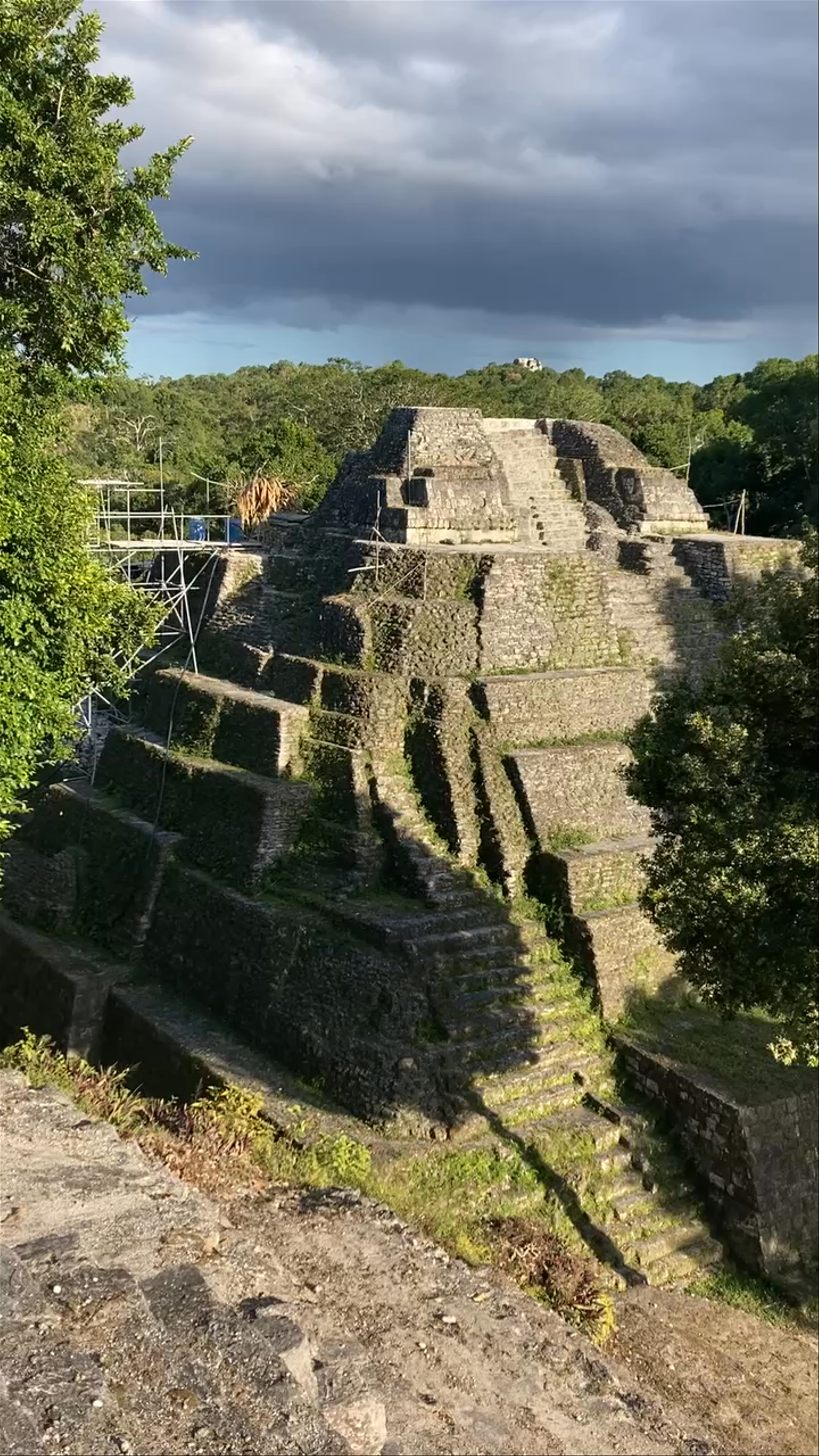 Sitio Arqueologico Yaxha