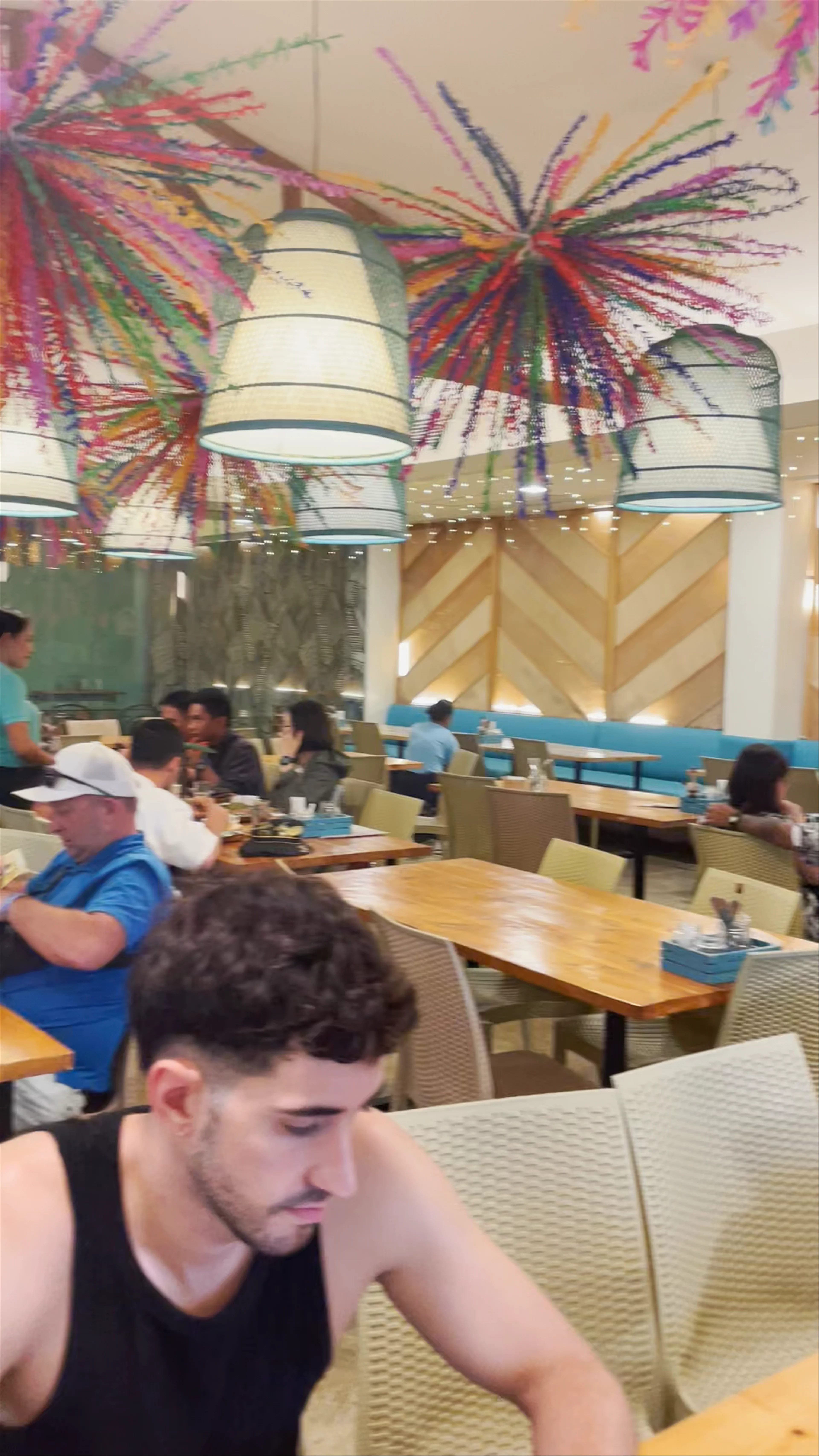 House of Lechon, Acacia Street