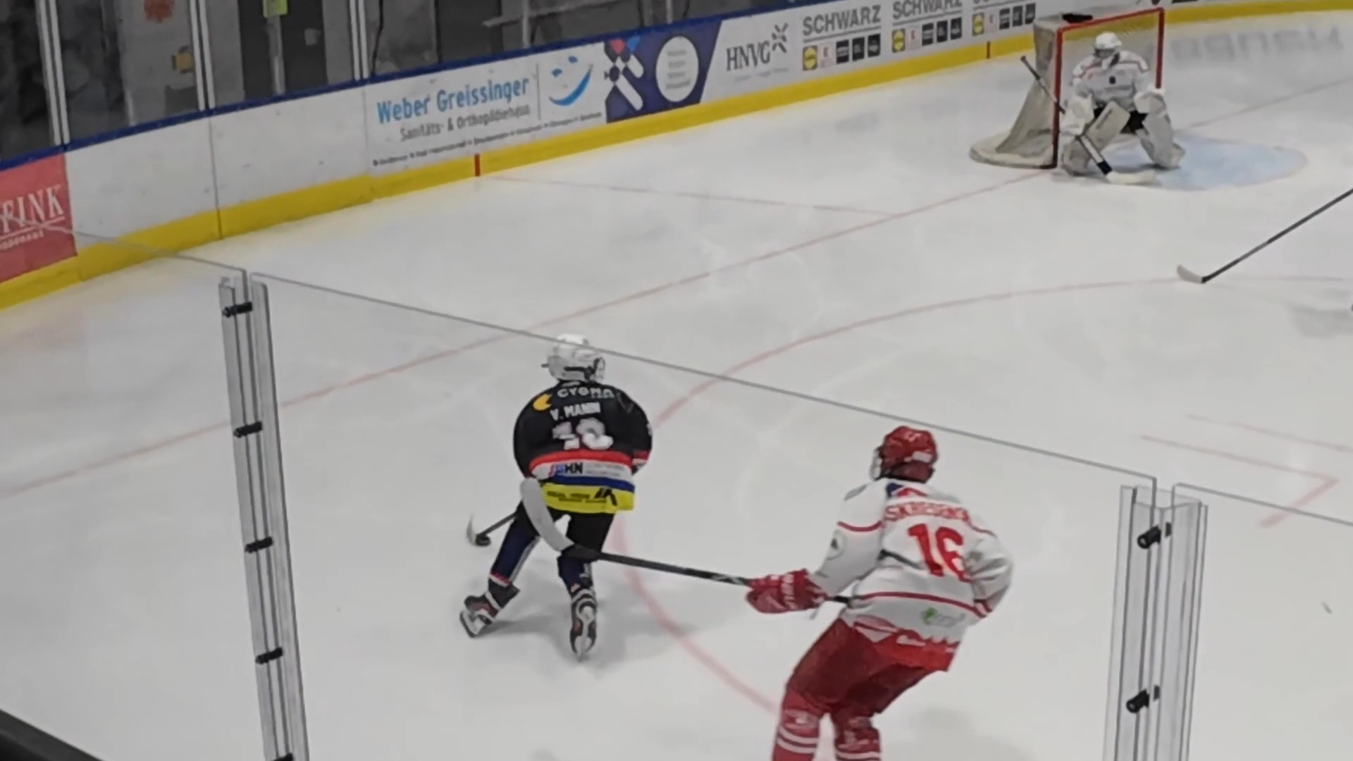 Vladimir Manin: U15 Playmaking Sensation with Elite Hockey IQ