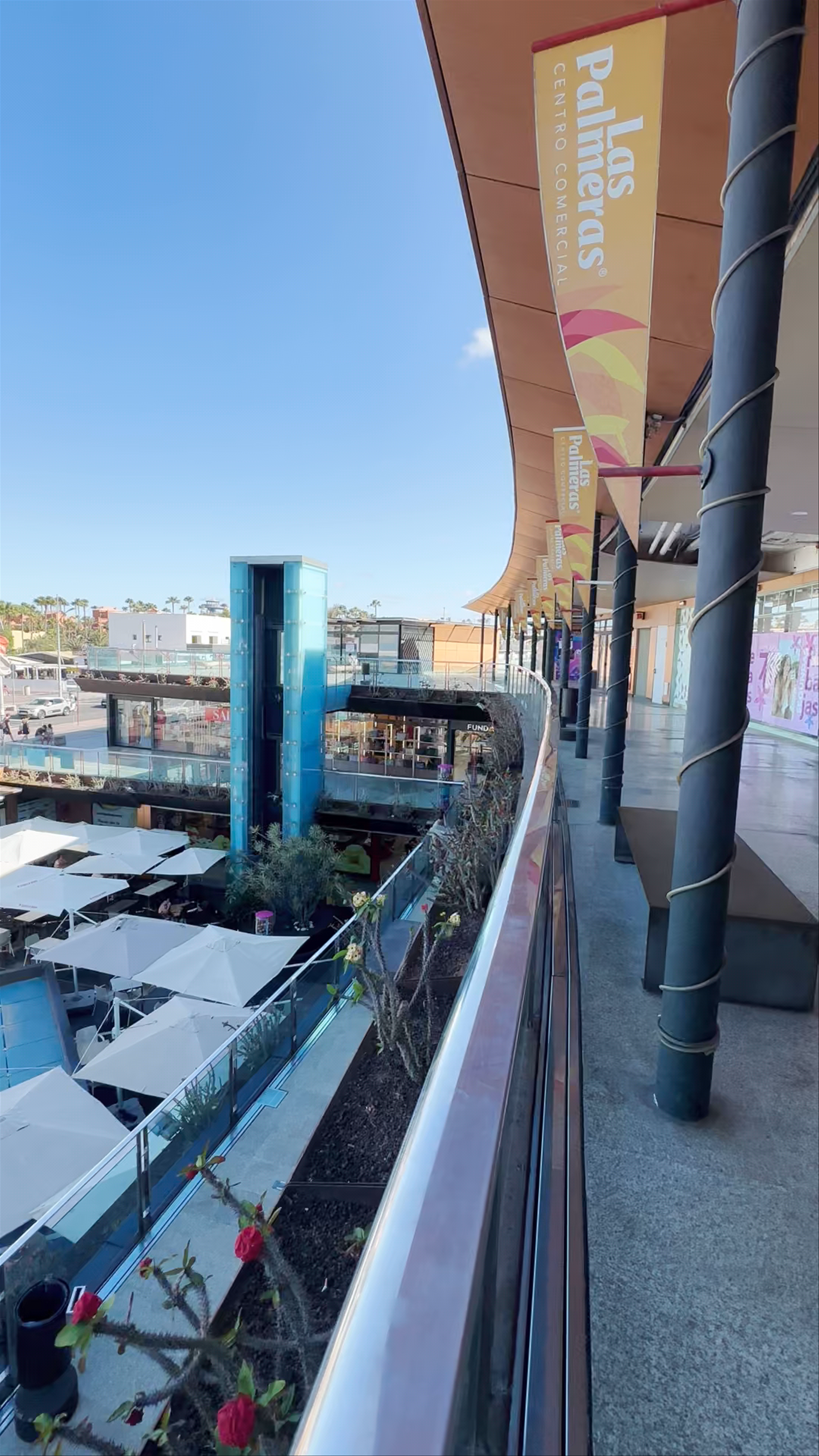 Centro Comercial Las Palmeras