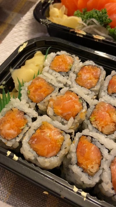 Fusha Asian Bistro - We love our salmon!! - Asian Fusion Near Me - Metuchen, New Jersey