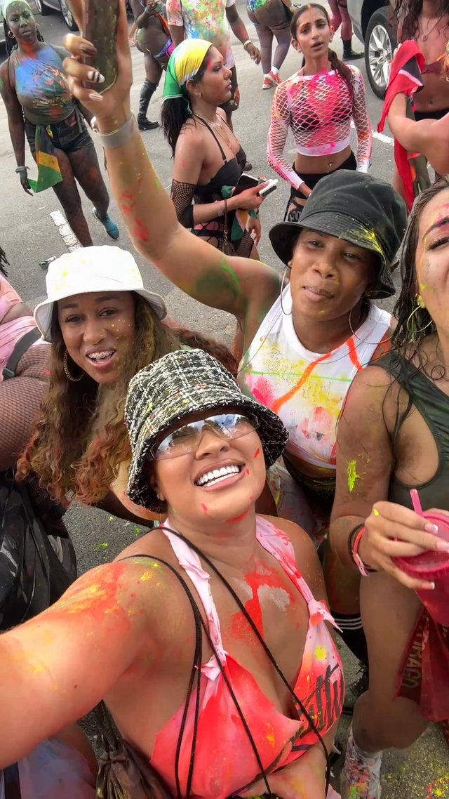 GIRL WANNA HAVE FUN........