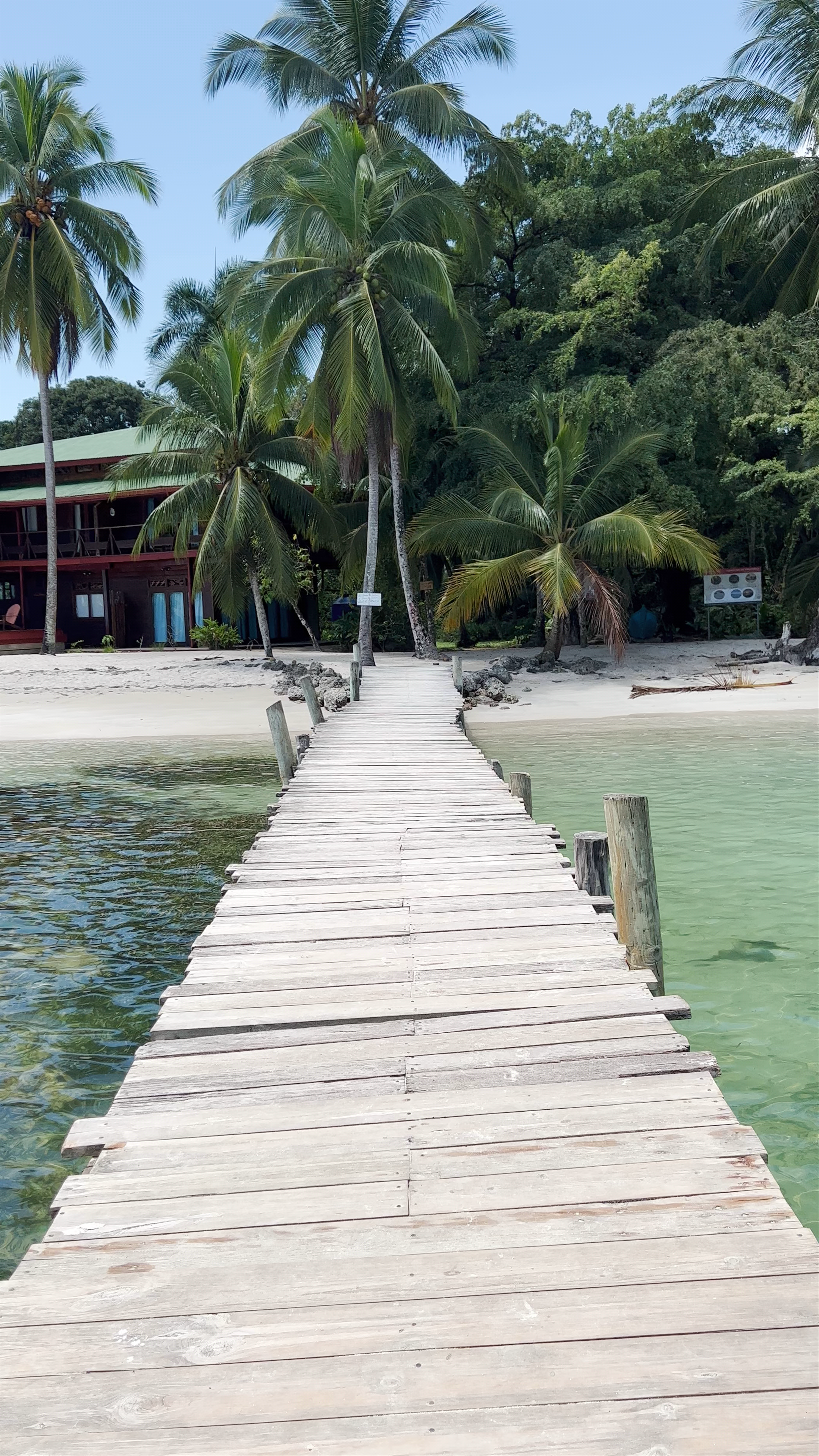 Vista Azul Lodge and Beach