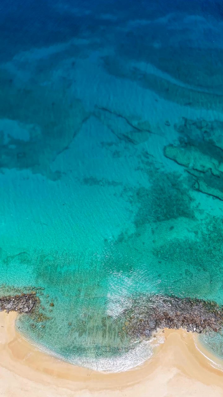 add to the bucket list 🏝️
📍 Maui Hawaii
🎥 Chris  The Island · Pexels
#travel #beach #island #paradise #wanderlust