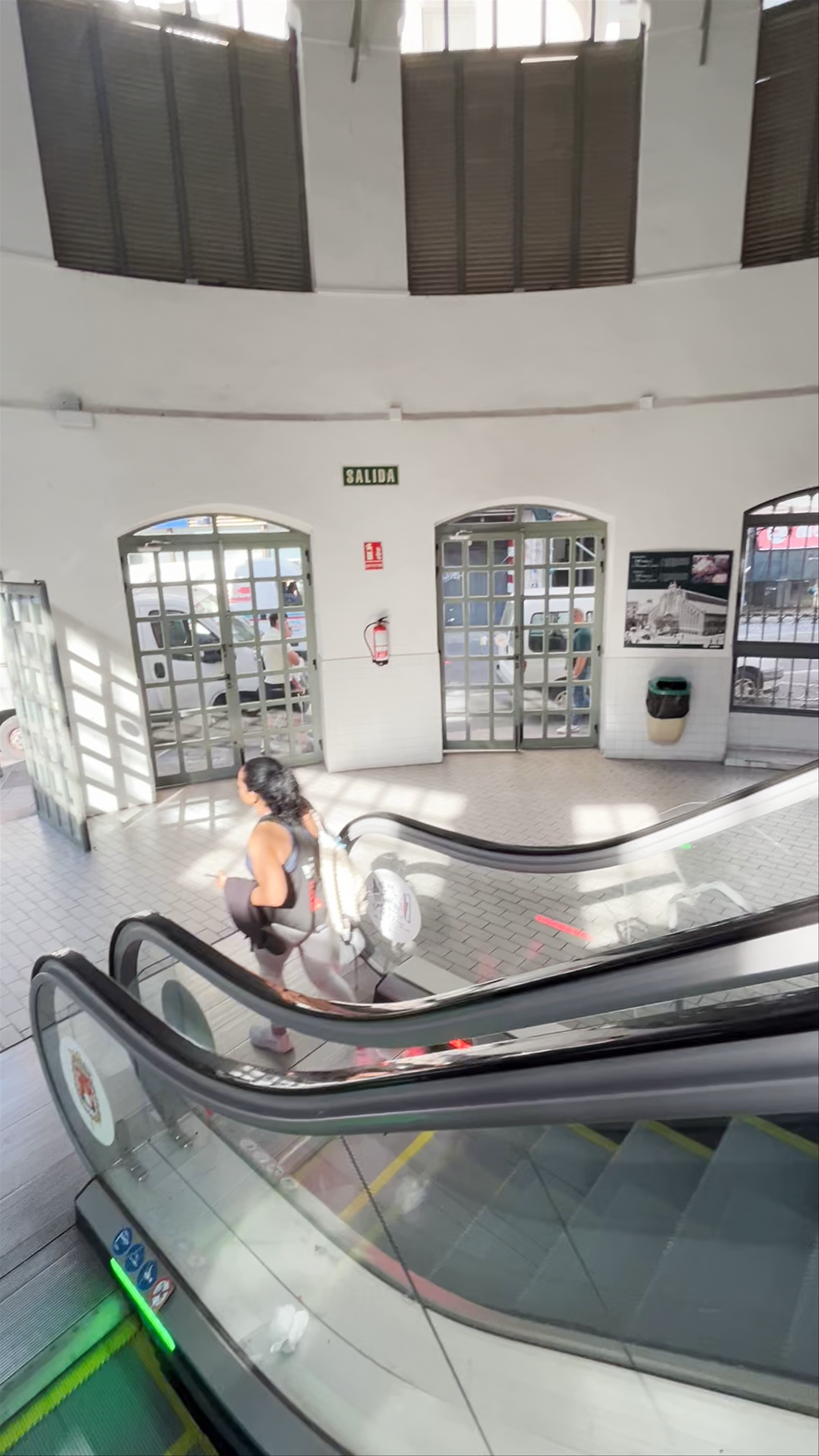 Mercado Central Alicante: Bright Moments in Comunidad Valenciana’s Heart