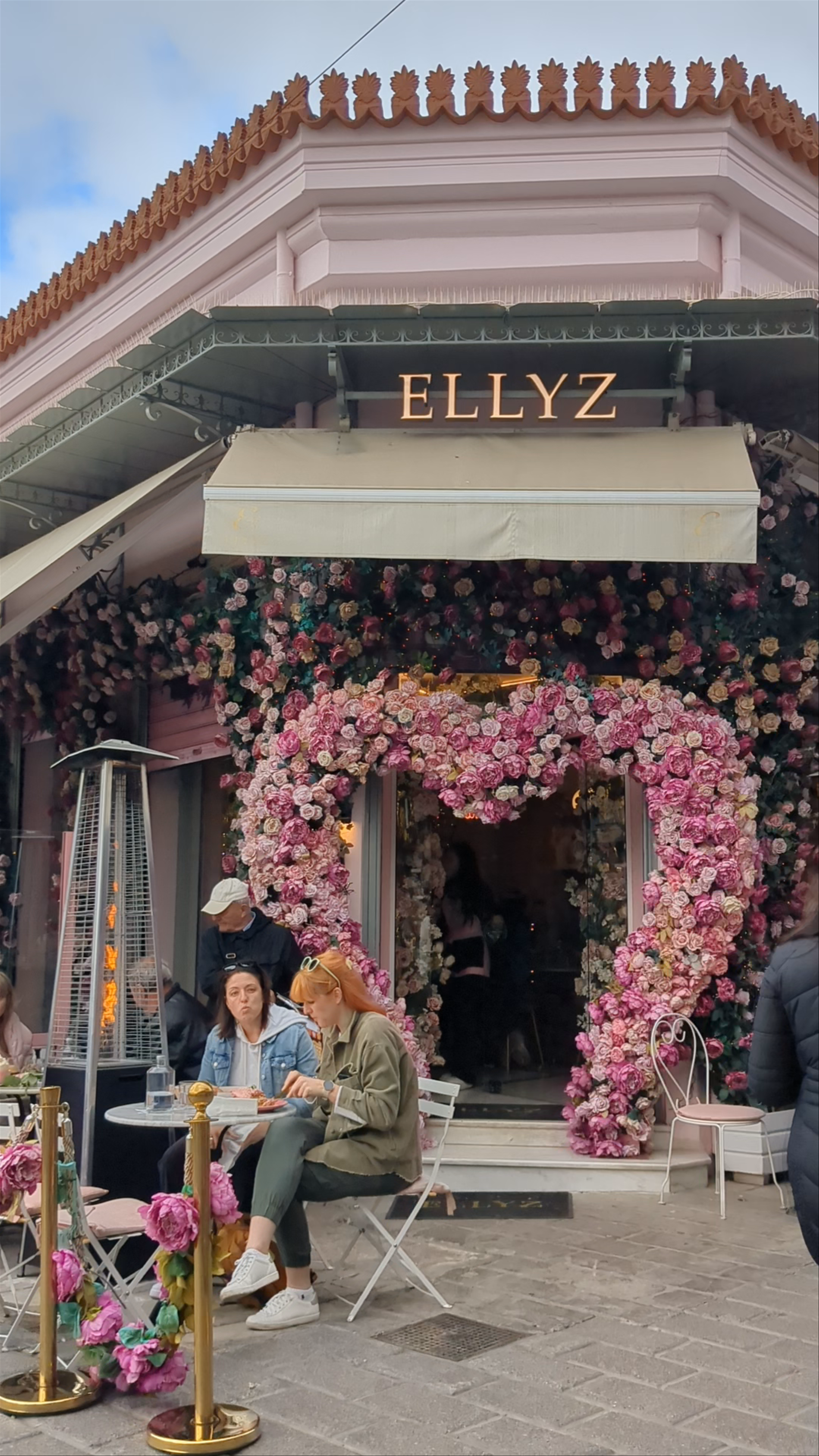 ELLYZ Cafe Athens