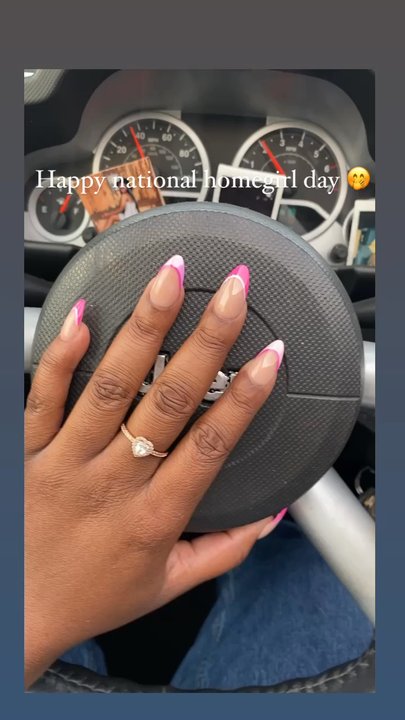 Diamond Nail Spa - Vs what I got - Nail Salons Near Me - Indianapolis, Indiana