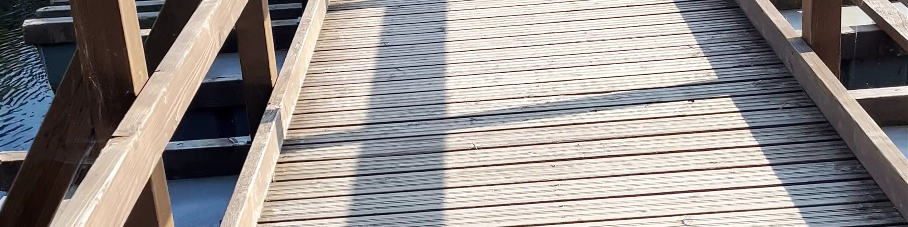  floating bridge