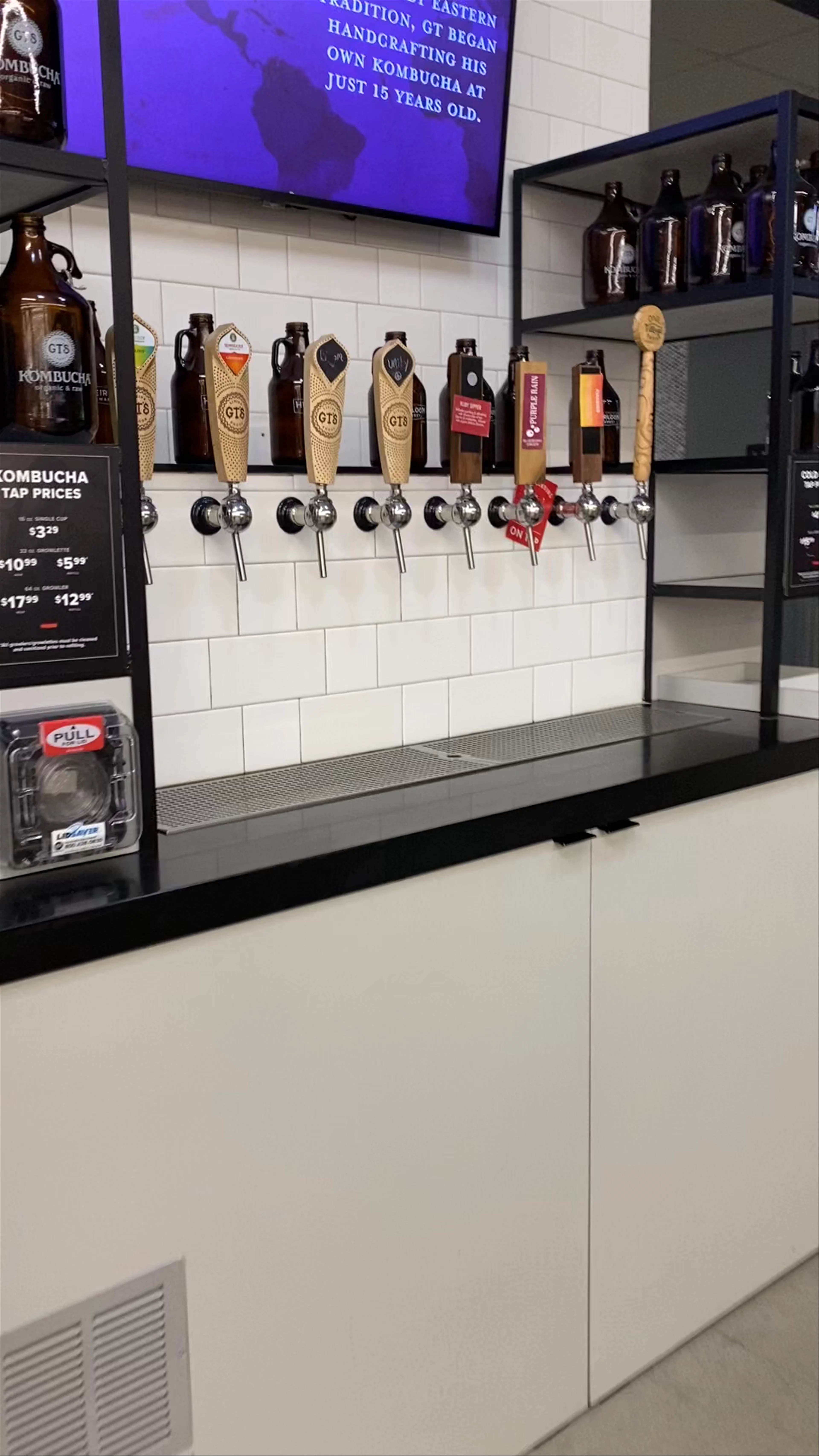 GIANT Heirloom Market Tap Hall
