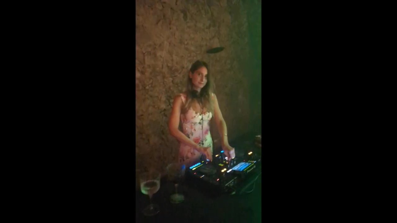 DJ Nene - Live Weddings & Parties - video 5