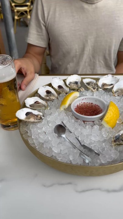 Bar Americano - Oysters - Cocktail Bars Near Me - Brooklyn, New York