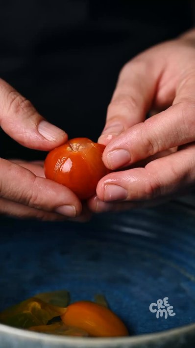 Tomatoes Peeling 