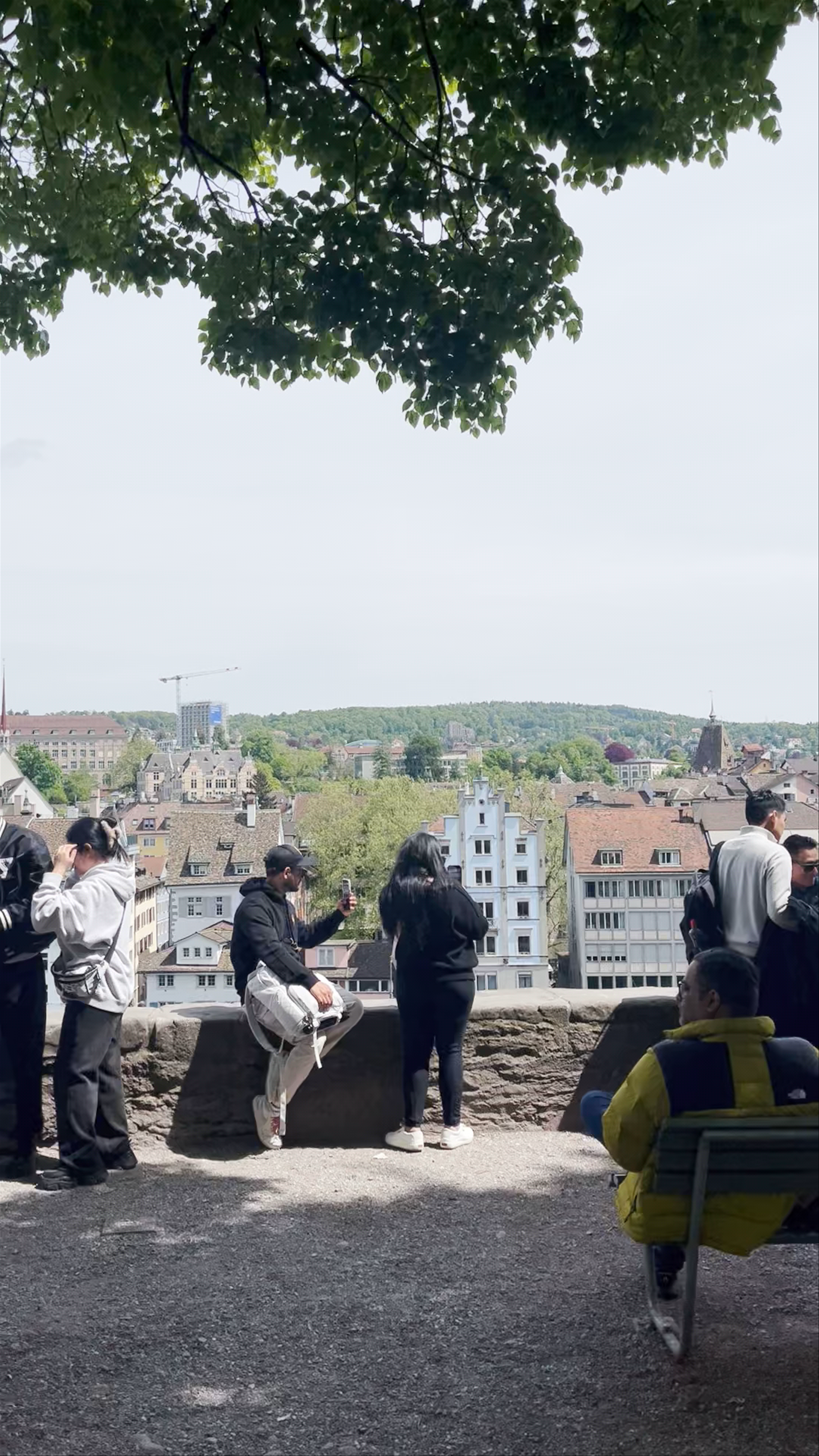 Lindenhof: Panoramic Views and Tranquil Moments in Zürich