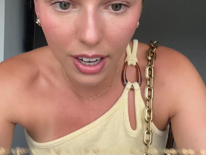 Romi Li Jewellery Styling Video