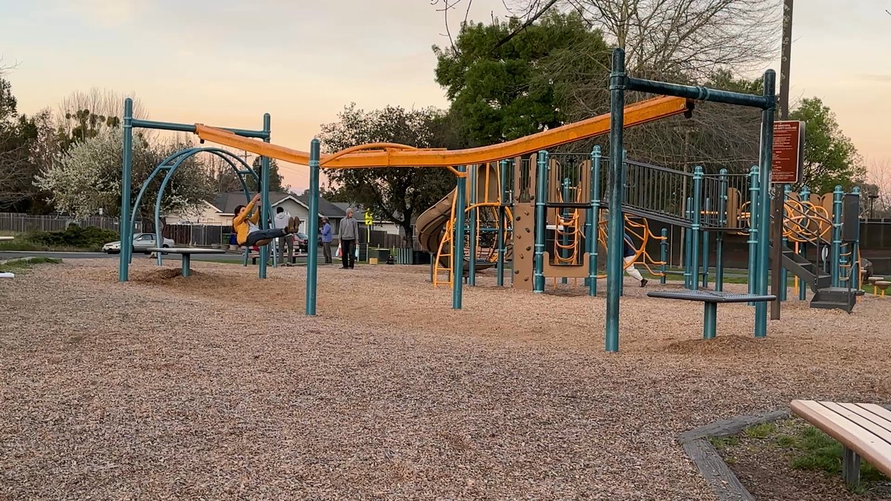 Willard Libby Park - Neat zipline - Parks Near Me - Sebastopol, California
