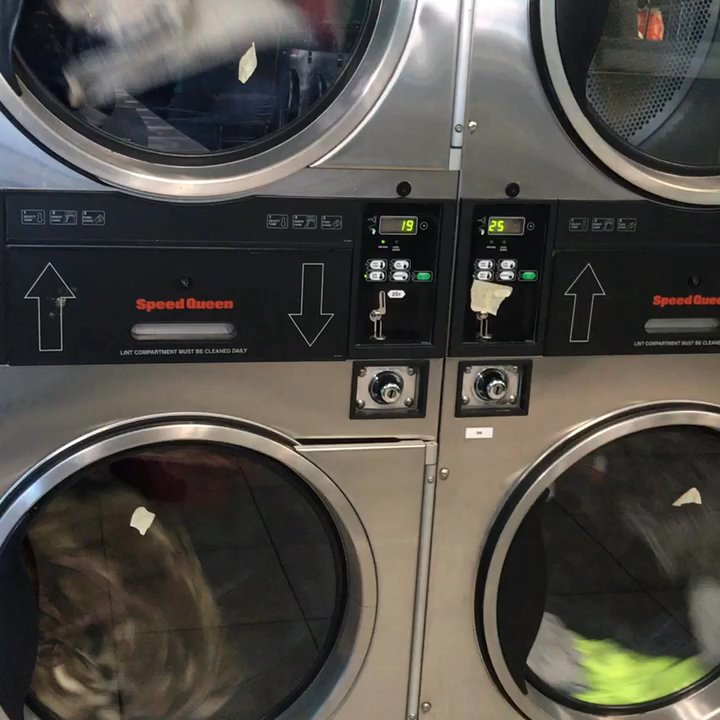 Speedy Laundry - Hot dryers that are only $.25 for 20 minutes - Laundromat Near Me - Los Angeles, California