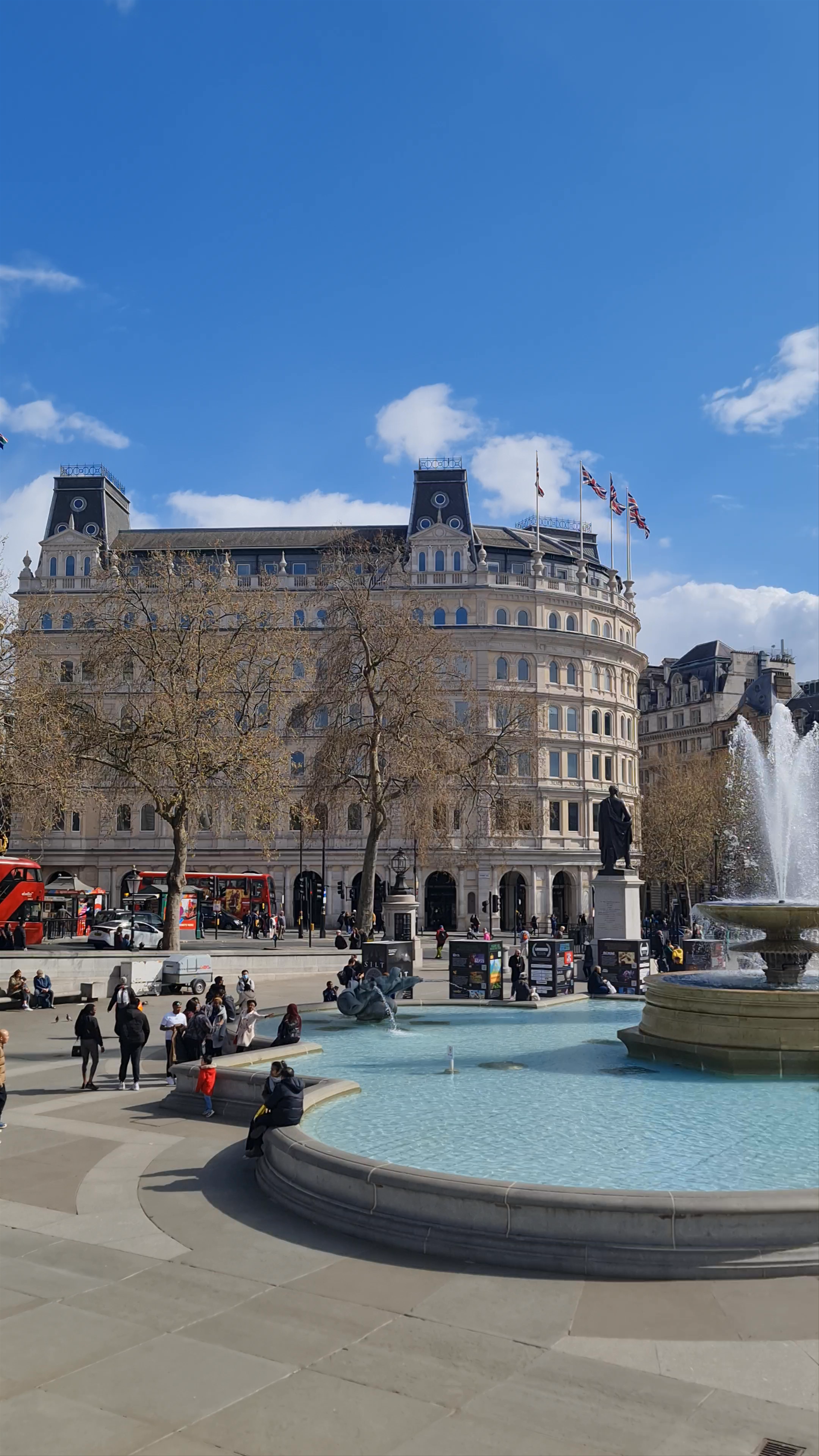 Trafalgar Square: Iconic London Landmark Experience