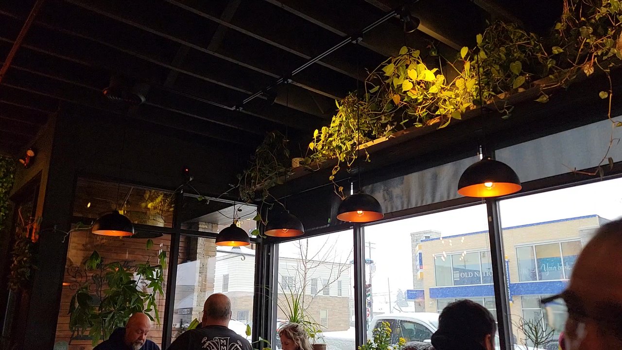 Double B's BBQ - Barbeque Near Me - West Allis, Wisconsin