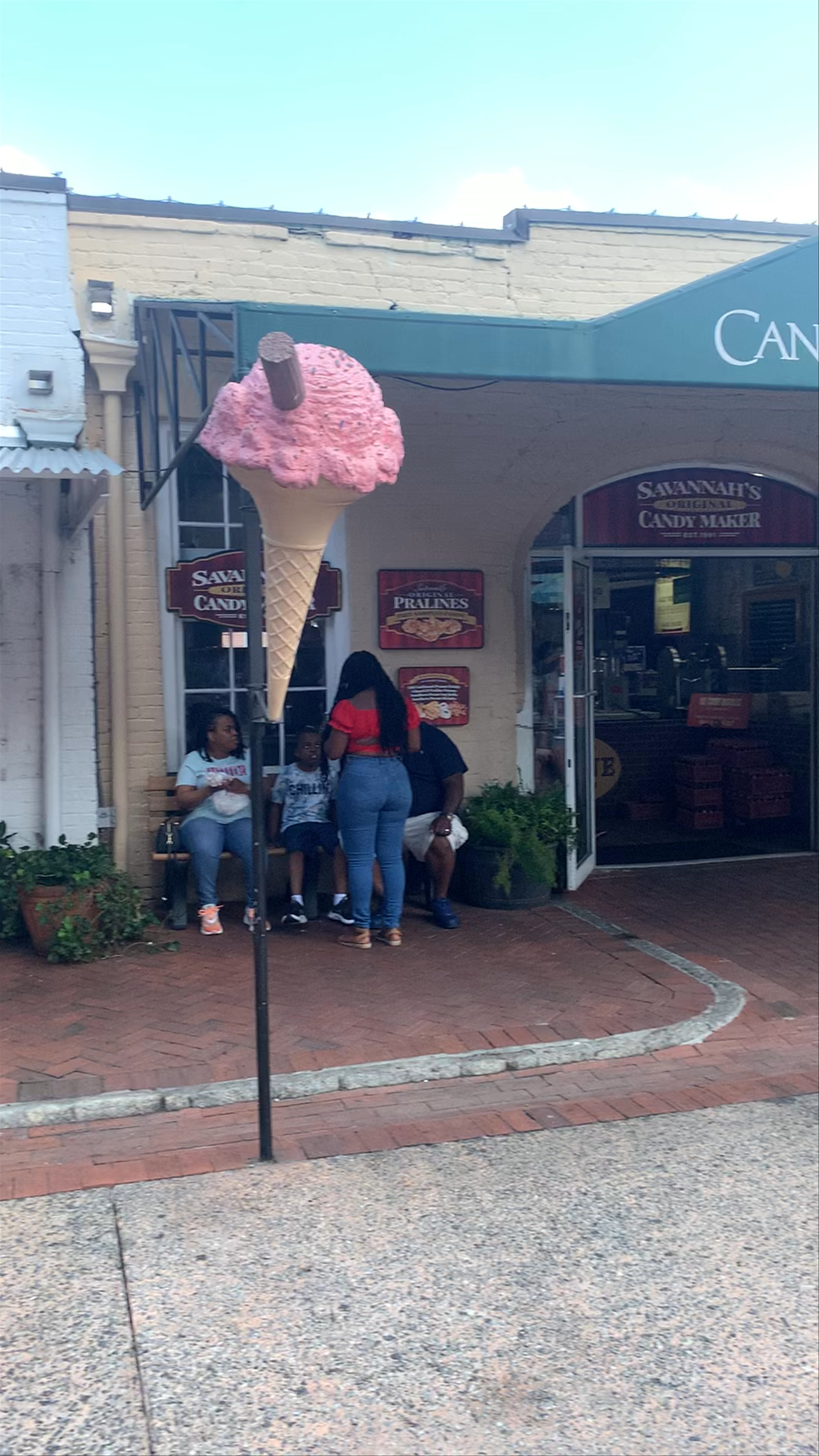 City Market, Savannah: Southern Charm and Sweet Treats