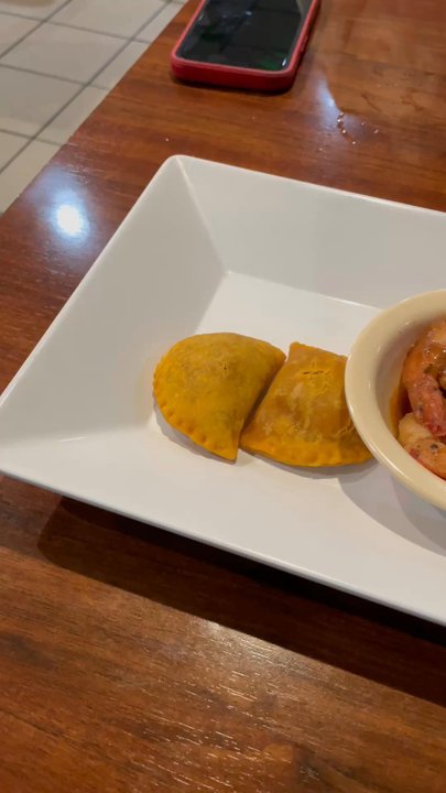 Jamaica Gates Caribbean Cuisine - 3 Piece Portland Sampler - Caribbean Near Me - Arlington, Texas