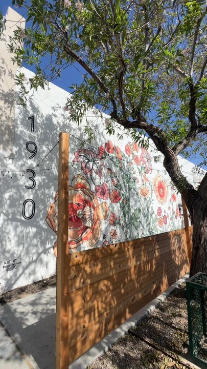 Papa Headz - Beautiful and Breezy - Burgers Near Me - Indio, California